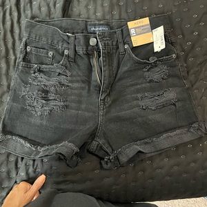 Aero black Mom Shorts sz 4 3.5" inseam. Distressed NWTS